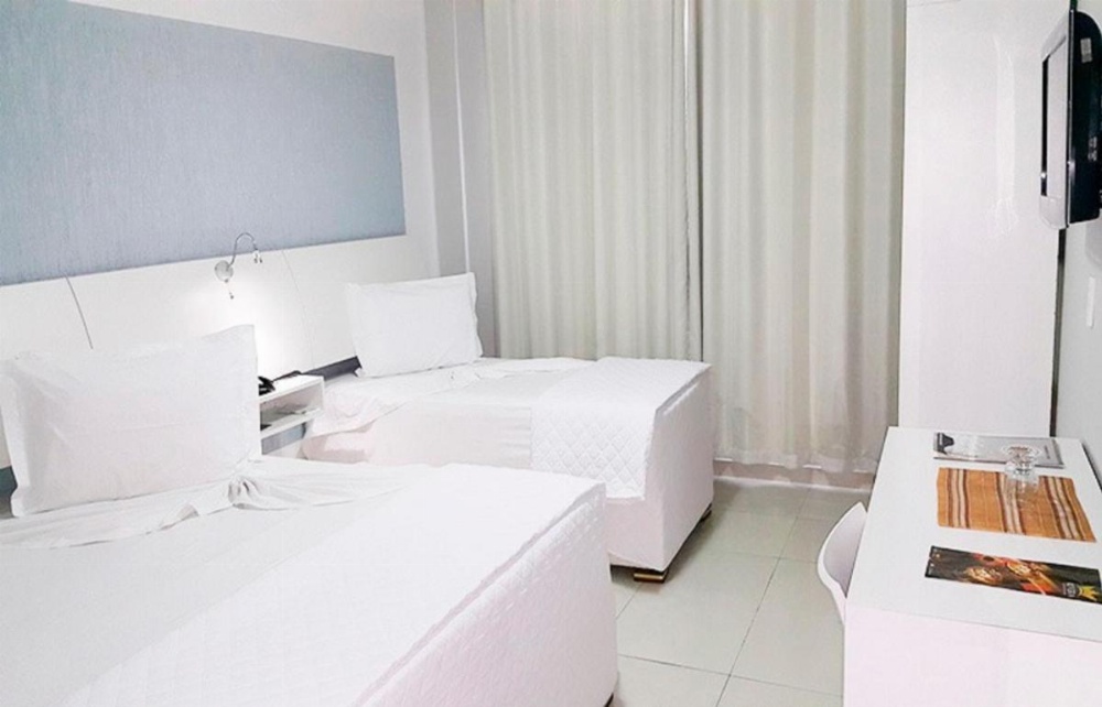 Emirates Hotel & Suites Image 24