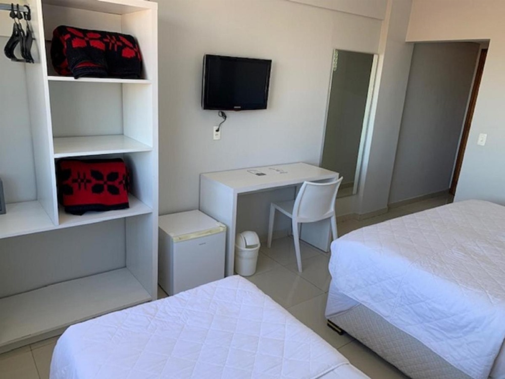 Emirates Hotel & Suites Image 32