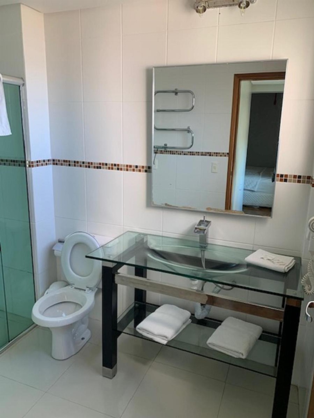 Emirates Hotel & Suites Image 42